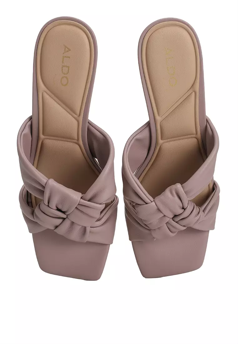 Galaveth Heels