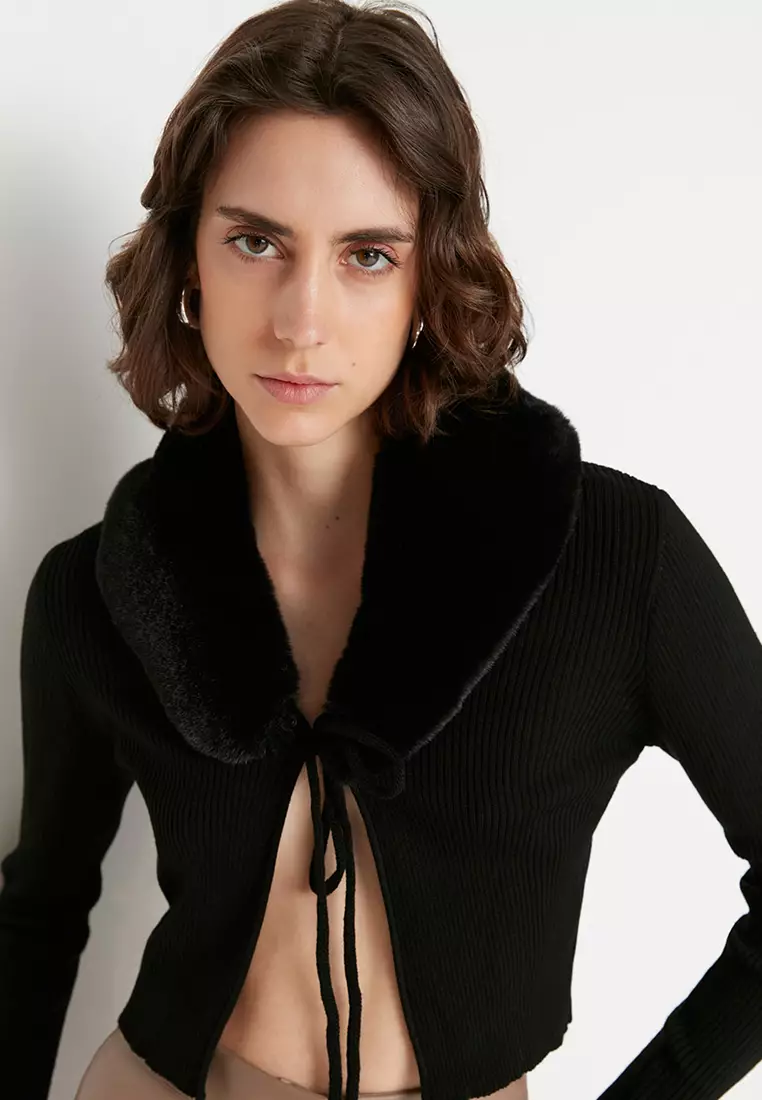 Faux Fur Collar Knitted Cardigan