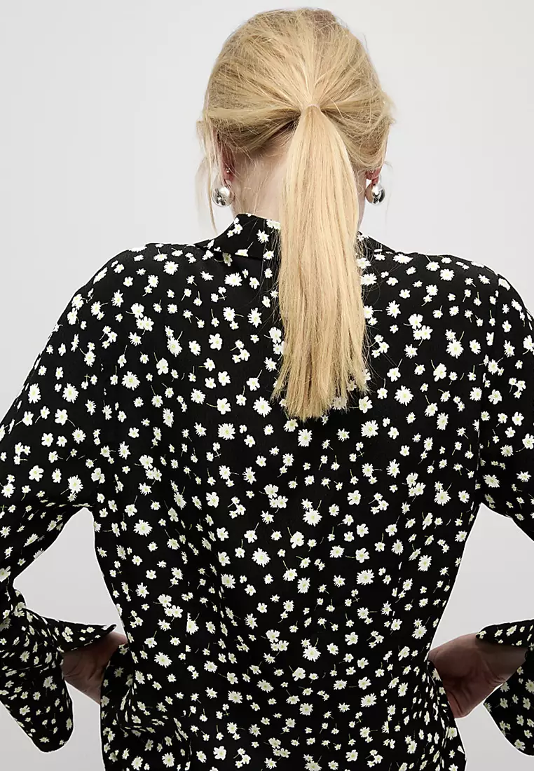 Printed V-Neck Shirt