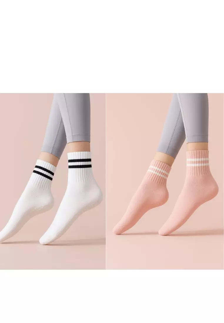 2 Pack Non-Slip Pilates / Yoga Socks in Pink and White