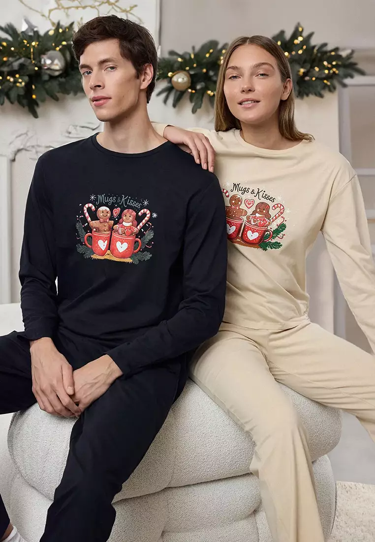 Women Couple/Double Beige 100% Cotton Winter Themed Knitted Pajama Set Thmaw25Pt00162