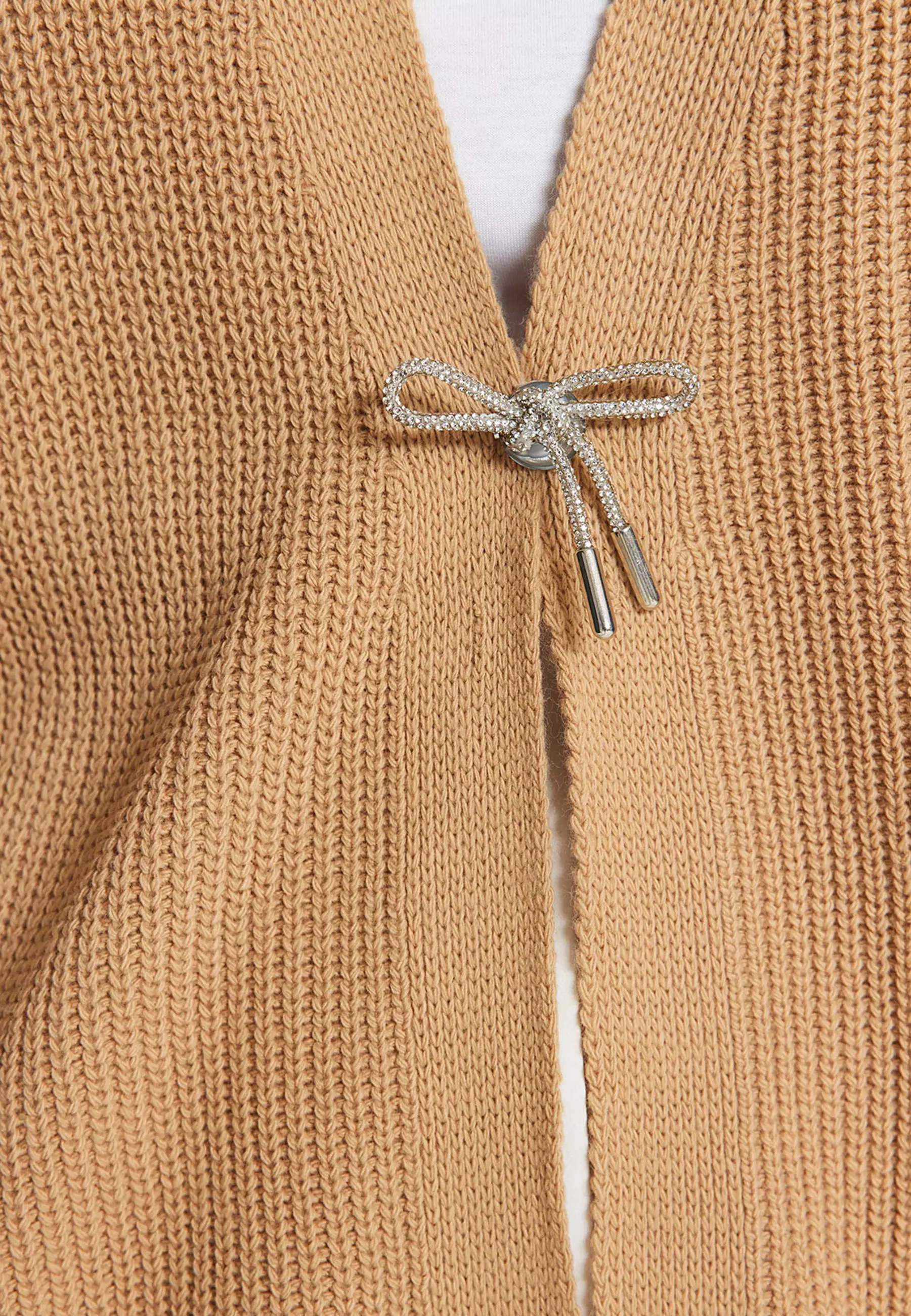 Long Sleeved Knit Cardigan