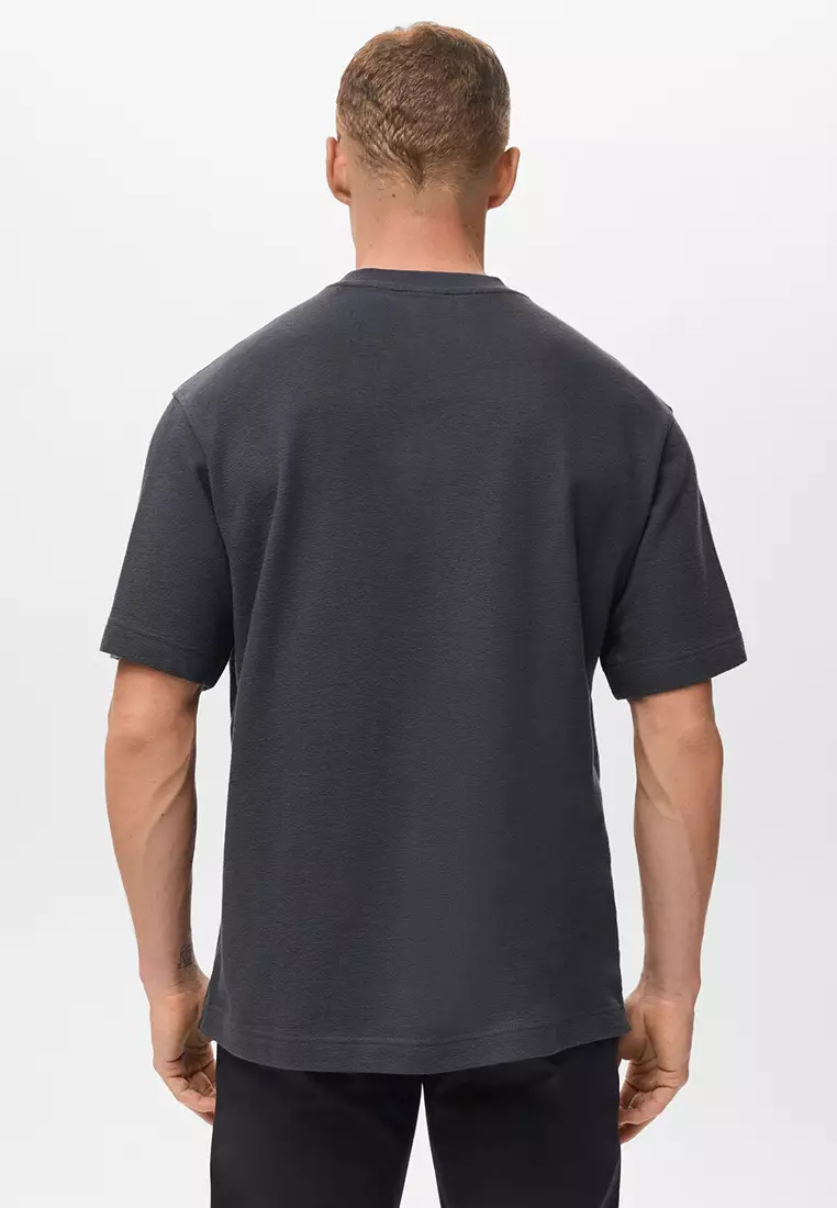 Buy MANGO Man 100% Cotton Relaxed-Fit Structured T-Shirt 2025 Online ...