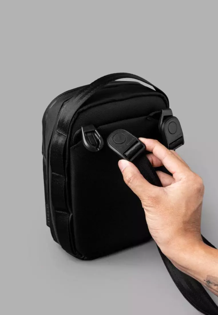 Buy Alpaka ALPAKA Metro Sling V2 X-Pac VX42 (Black) 2026 Online