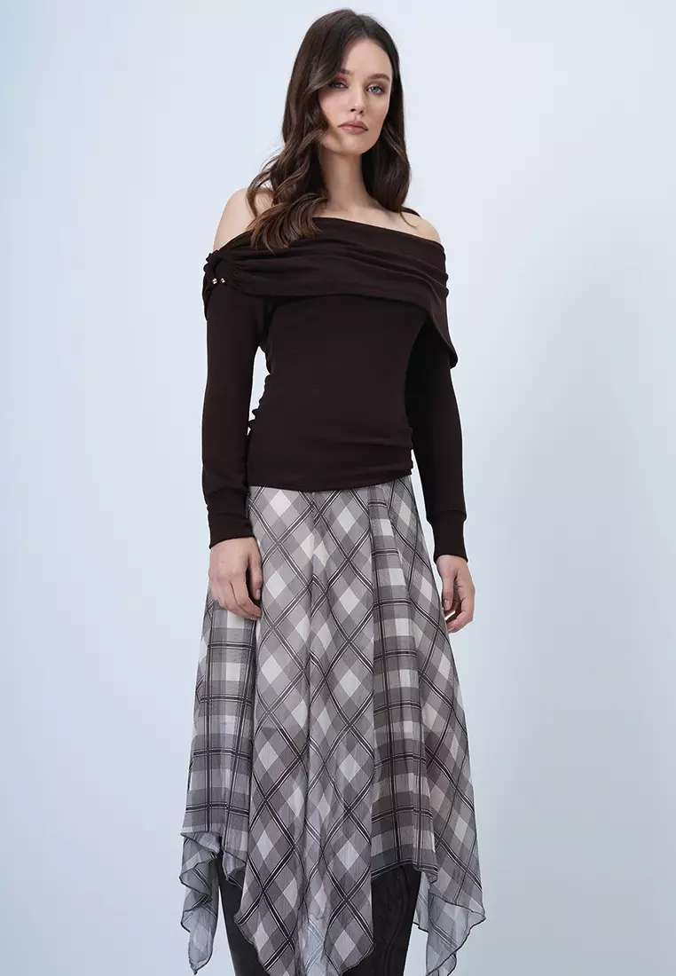 Madonna Collar Shoulder Accessory Detailed Knitted Top