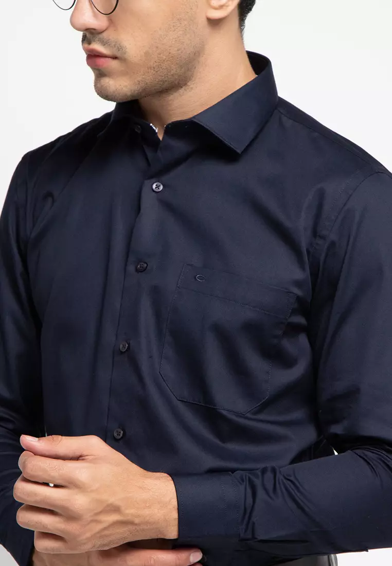 Kemeja Formal Slim Fit
