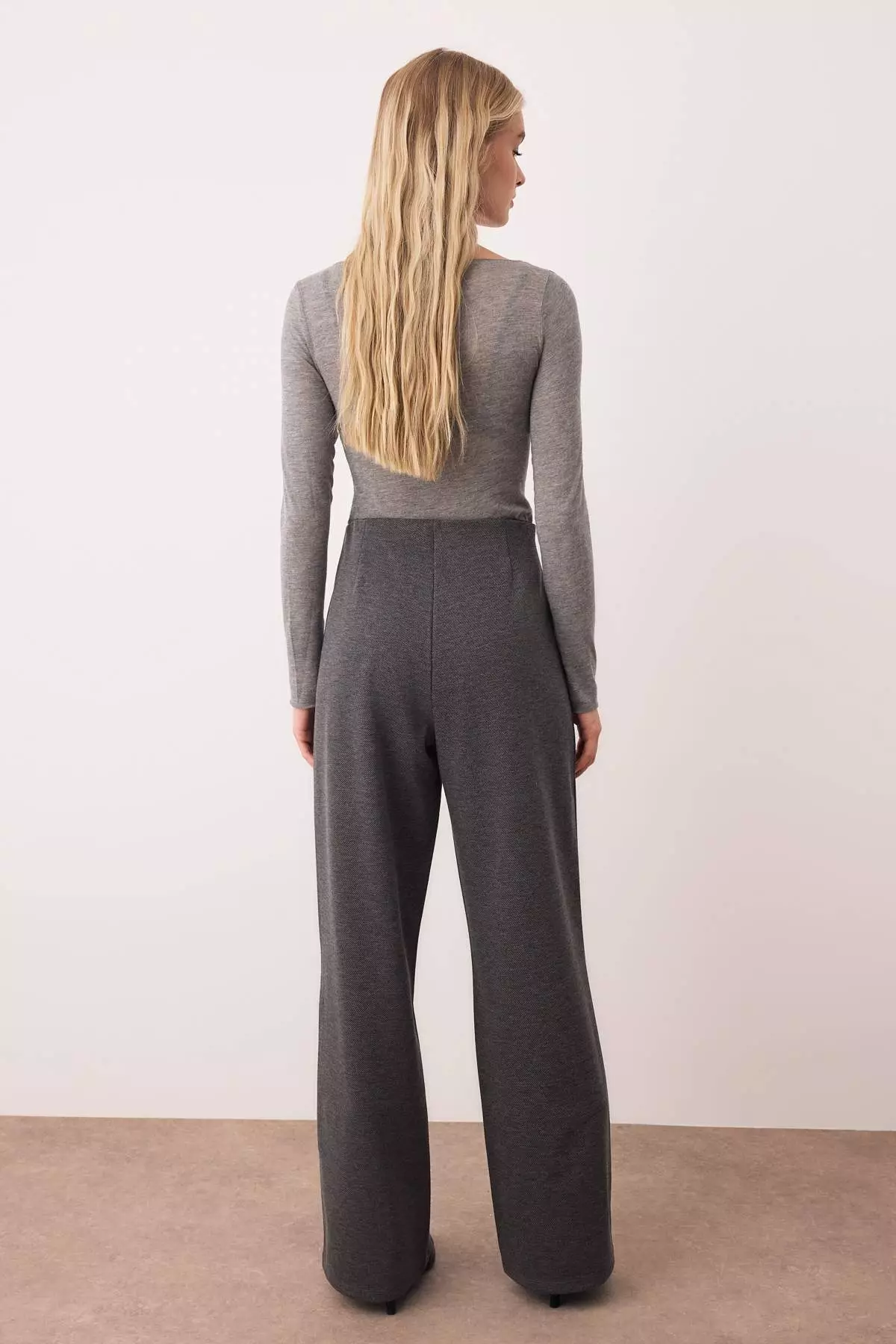 Anthracite Diagonal Pleated Buttoned Wide Leg Knitted Trousers