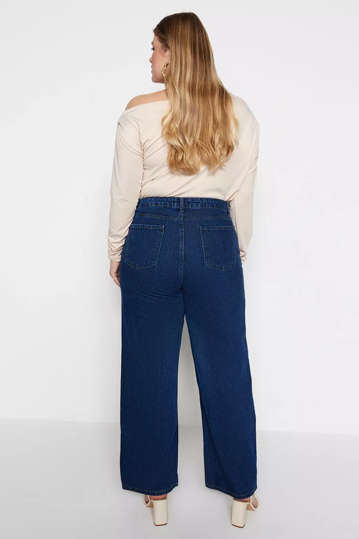 Plus Size High Waist Wide-Cut Jeans