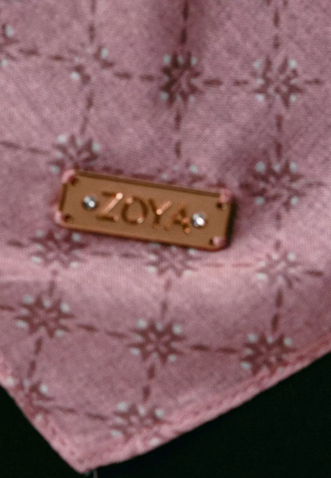 ZETTA Scarf Dusty Pink - Kerudung Hijab Segiempat Motif - Bahan Voal Premium - Ukuran 115x115