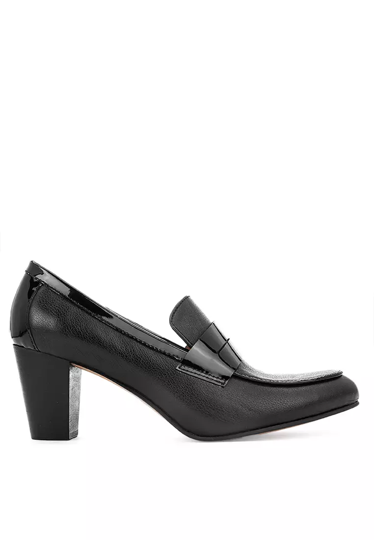 Discount on Bristol Shoes  shoes - SKU: Isabella Black Penny Loafer