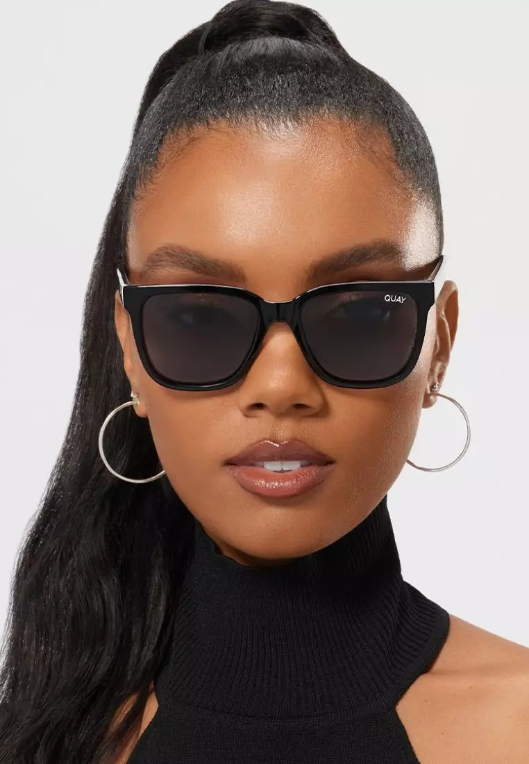 Wired Medium Sunglasses - Black/Smoke Polarized