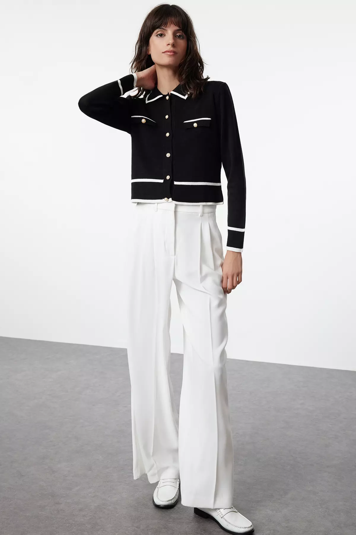 Collared Buttoned Cardigan