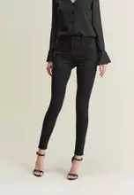 Clean Black