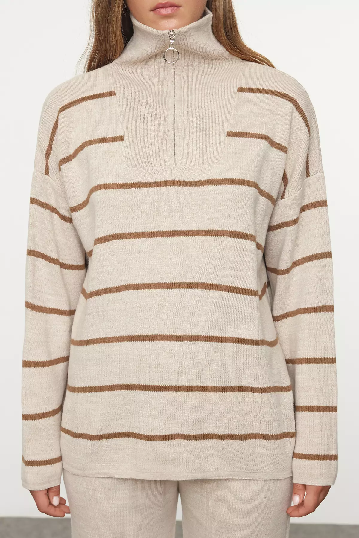 Beige Zippered Wide Fit Knitwear Set