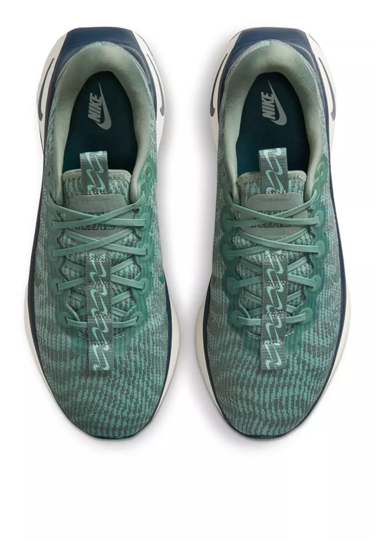 Motiva Walking Shoes