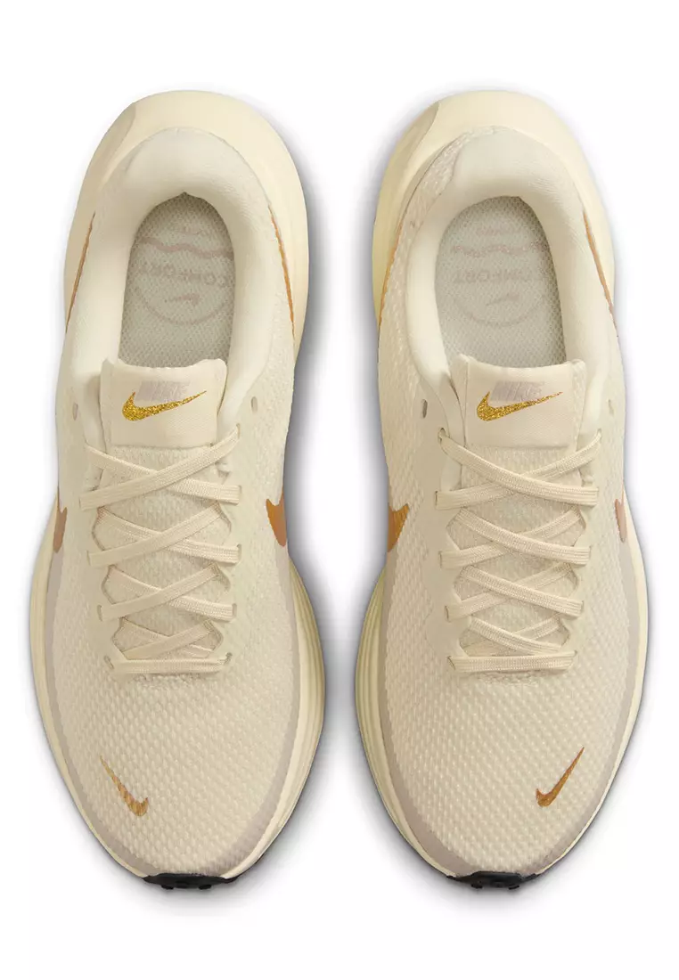 Revolution 8 Road Running Shoes