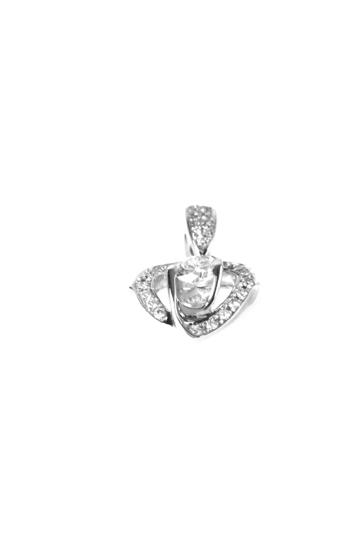 Tomei white gold necklace price outlet