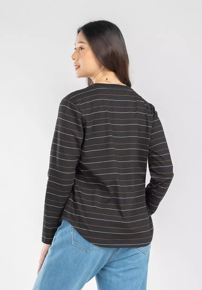 C2 Risela Black T-Shirt Wanita