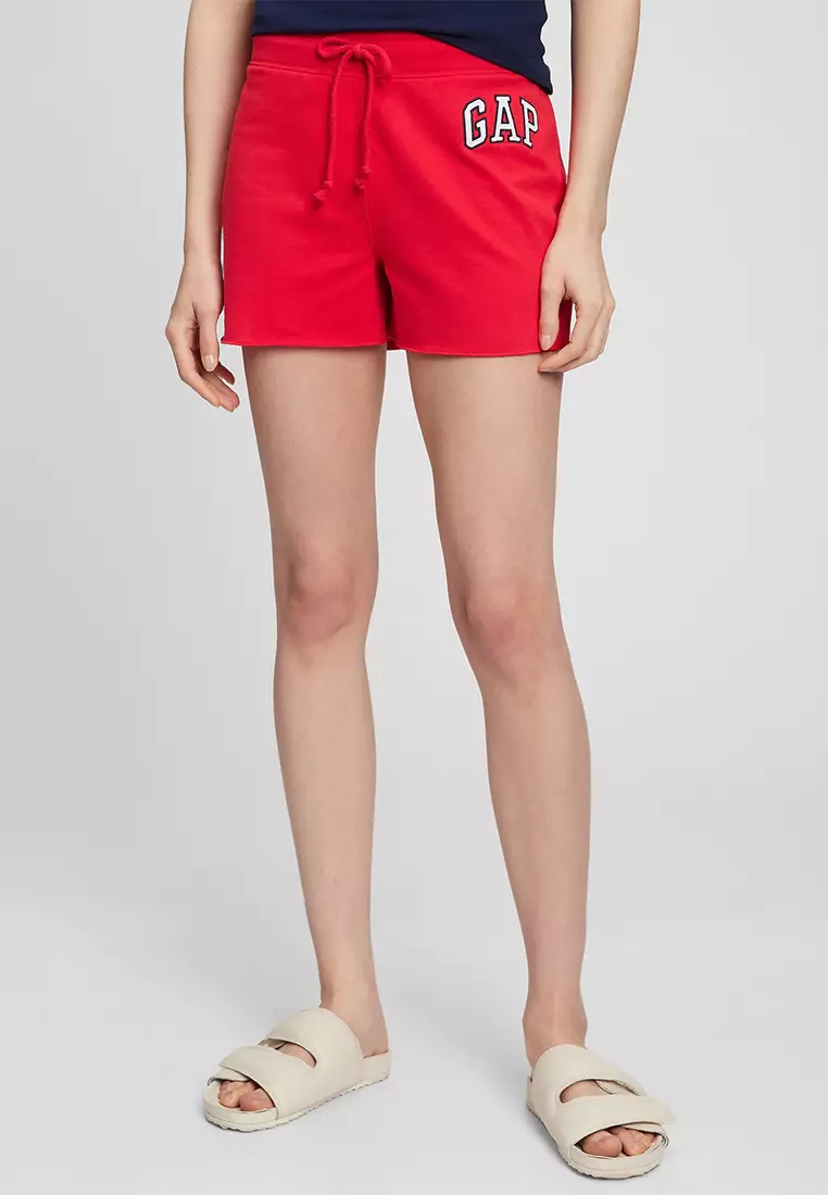 Gap sales red shorts