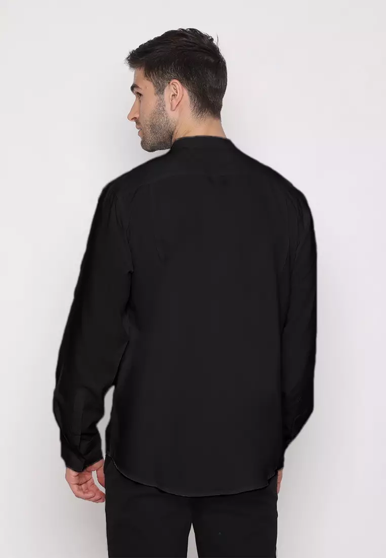 POLICE Kemeja Koko Polos Cotton Soft Black Regular Fit Lengan Panjang Pria