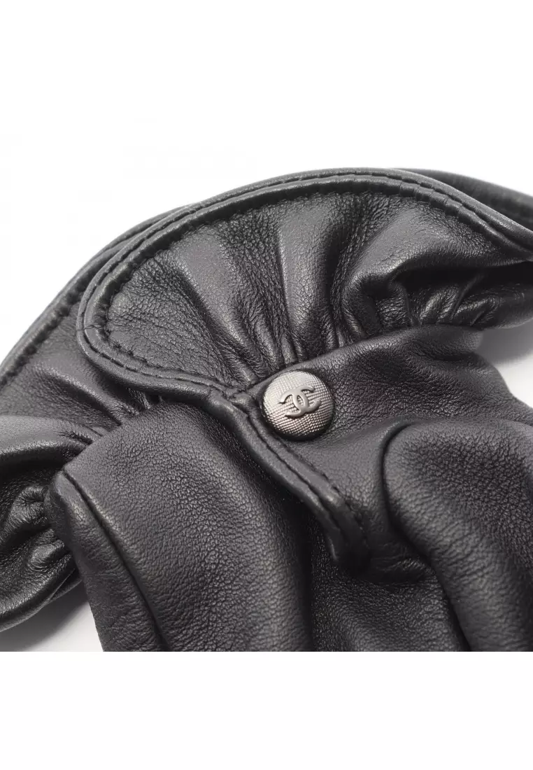 Pre-Loved Chanel coco mark frill gloves glove lambskin black