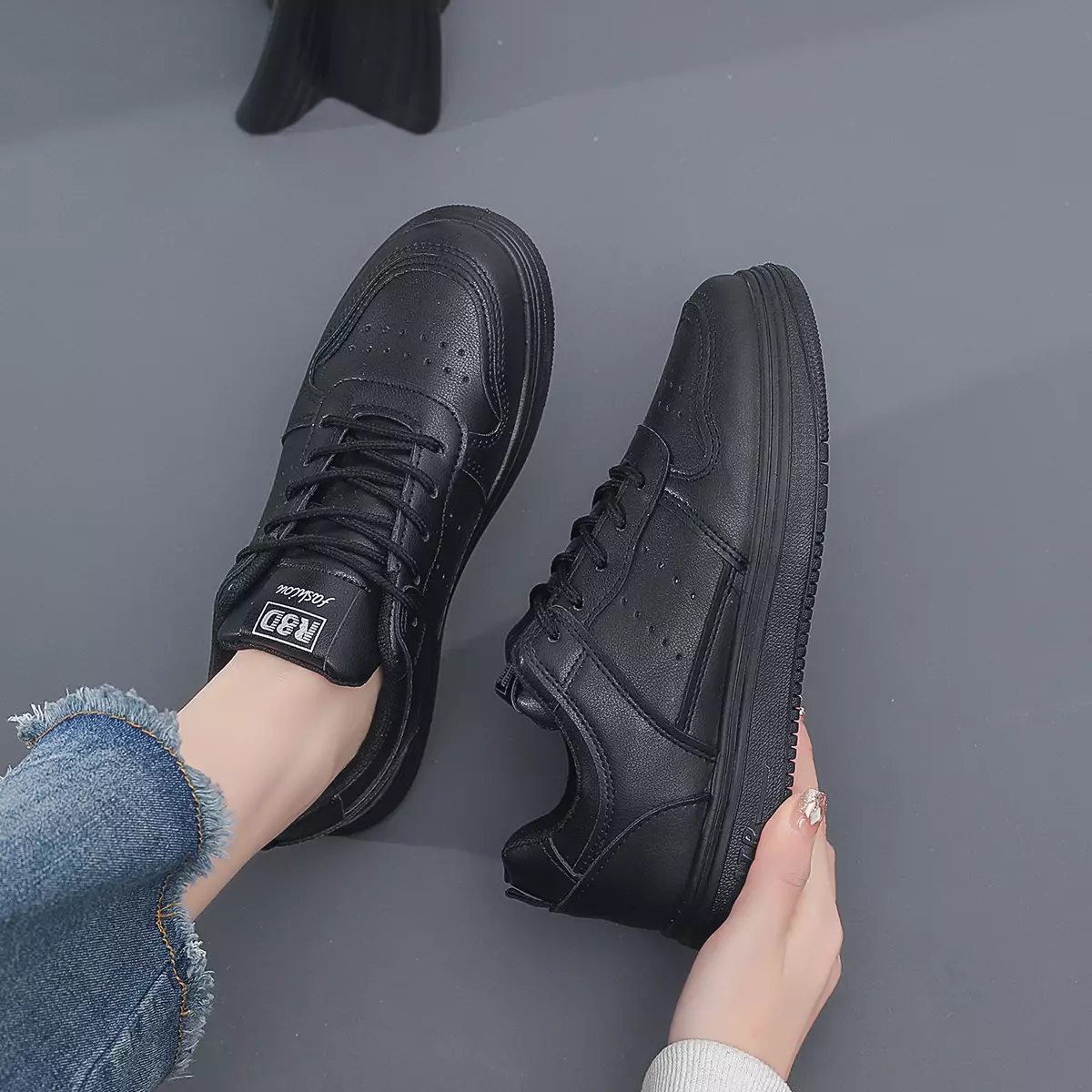Sepatu Wanita Motif Polos Kasual Pelajar Kampus Sneakers Cewek SS105