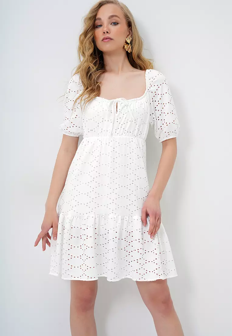 Balloon Sleeve Guipure Mini Dress