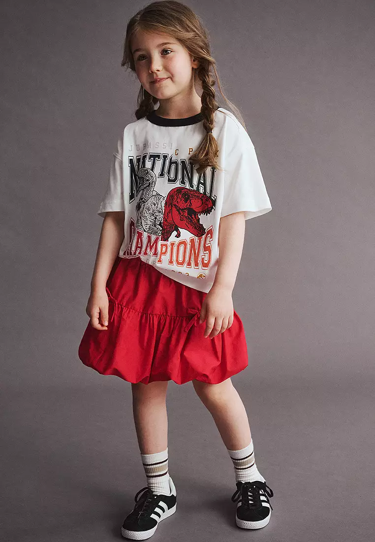 Licensed Drop Shoulder Short Sleeves Tee