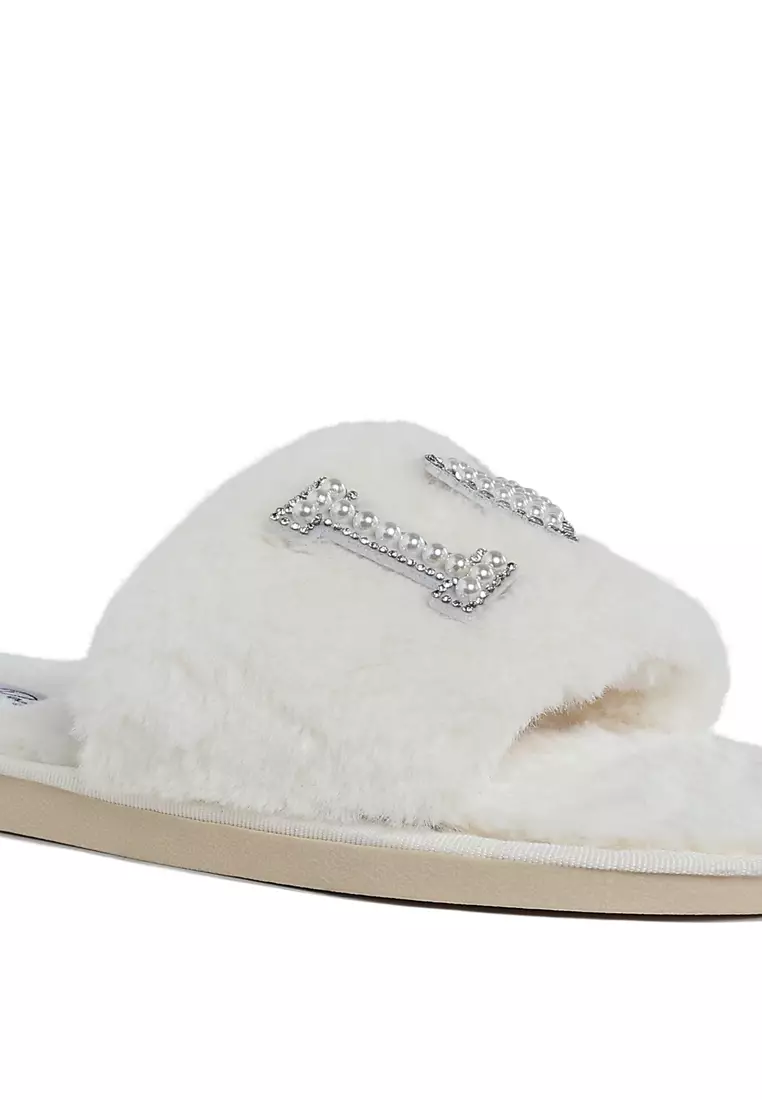 Fur Sliders in Beige