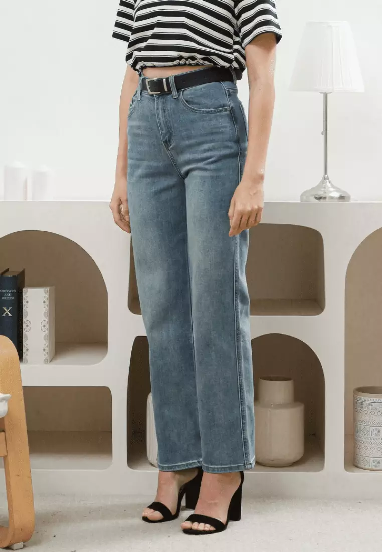 Liona Flare Jeans in Light blue