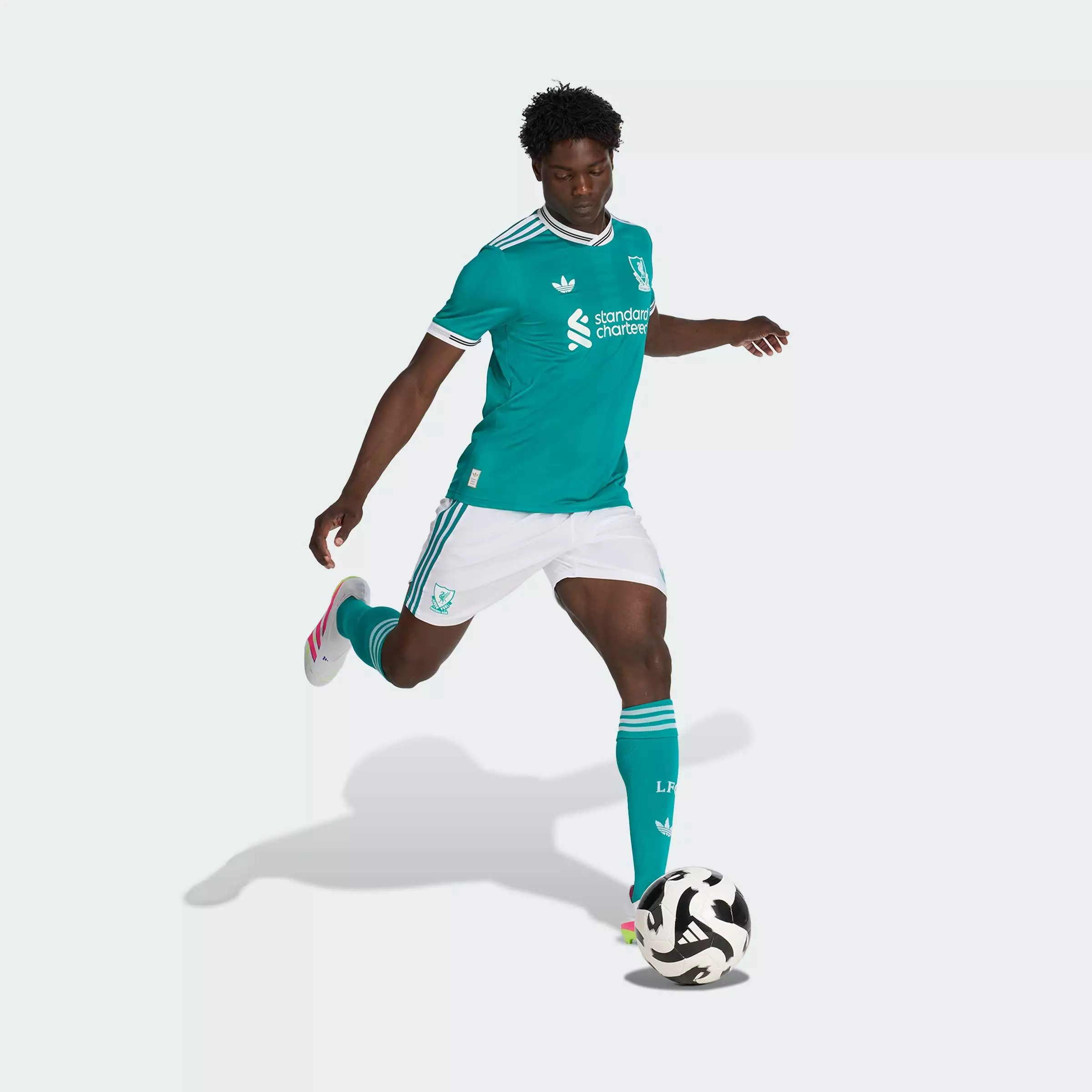 Football Liverpool FC 25/26 Third Authentic Jersey Men Green JV6427