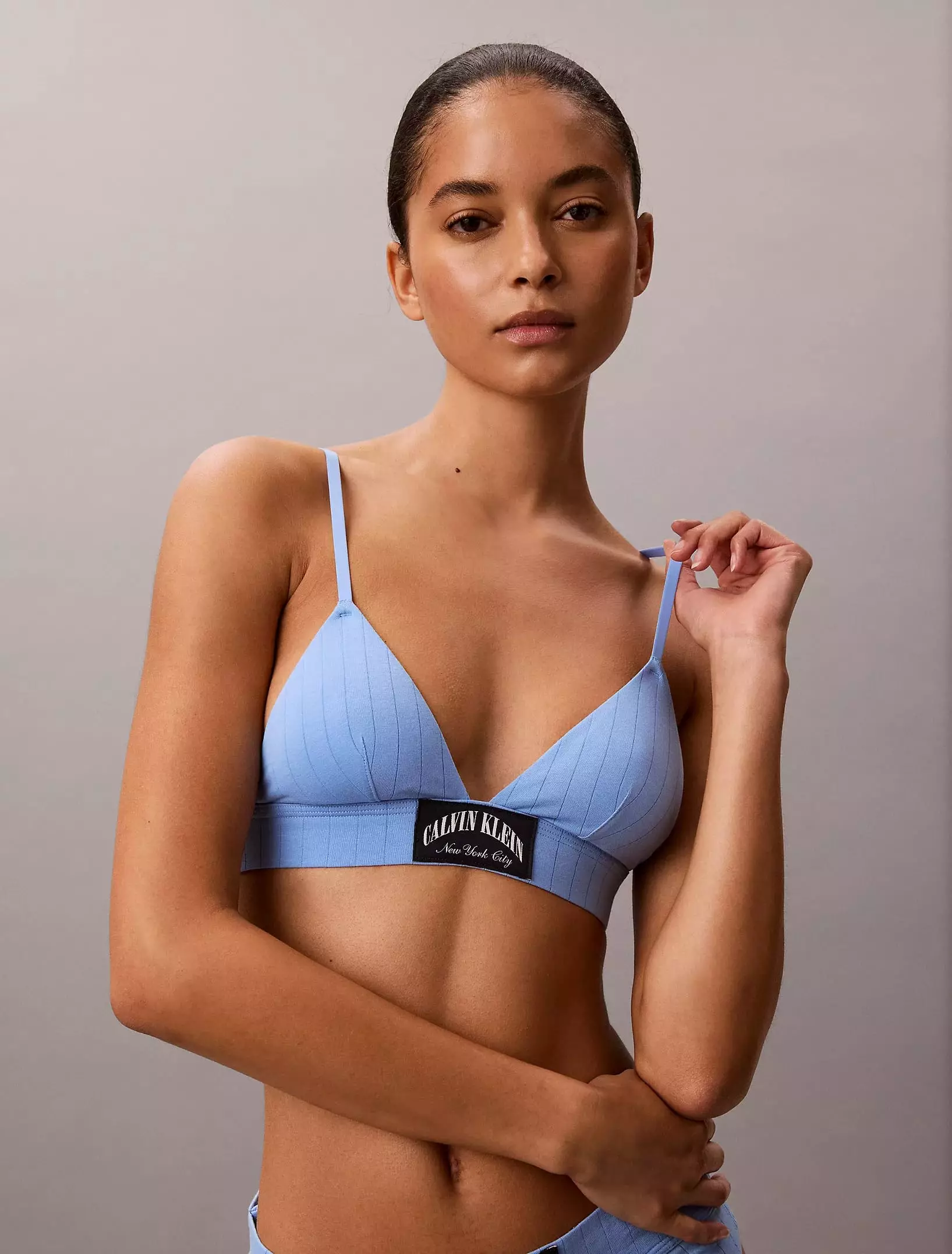 Calvin Klein Underwear - Lightly Lined Triangle Bralette - Heritage Classic Cotton Stretch