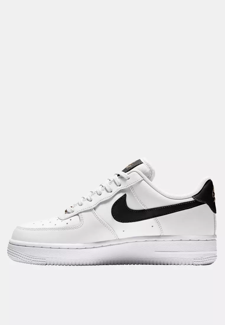 Air Force 1 '07 Essential Women's Shoes