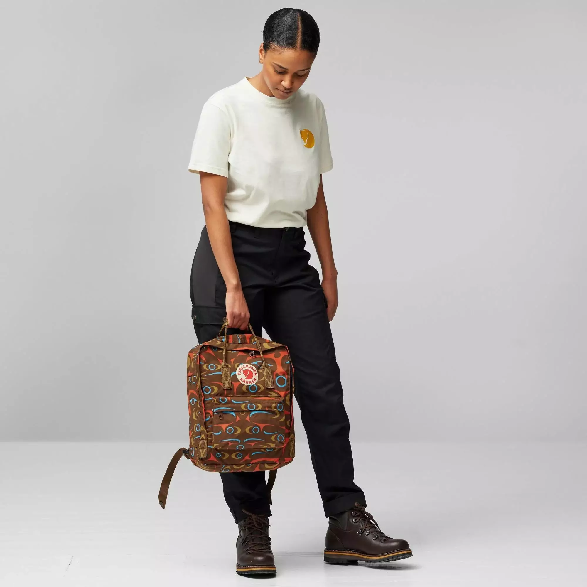 Fjallraven Kanken Art Qeluts Tas Ransel Unisex F23200255-967