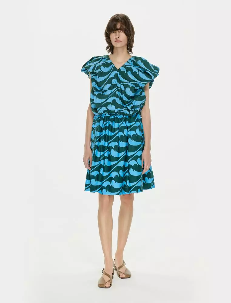 Eco-Friendly V-Neck Oversized Streetwear Sleeveless Top