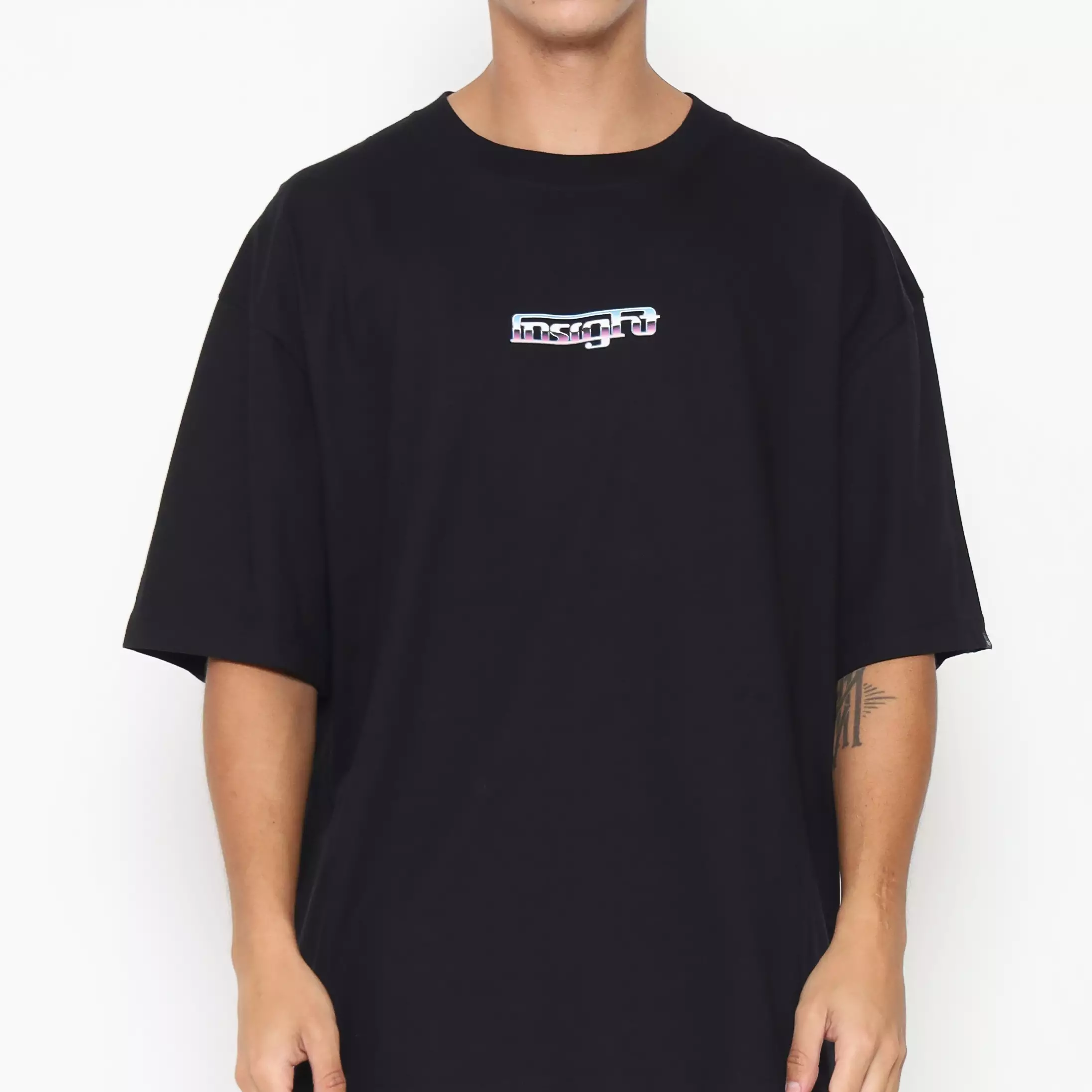 Insight Kaos Lengan Pendek Pria Untied Oversize Planet Surf