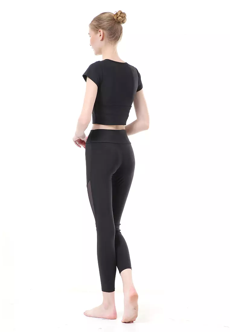 Jovita One Set Atasan Bawahan Baju Senam Aerobik Relaxed Fit - Hitam