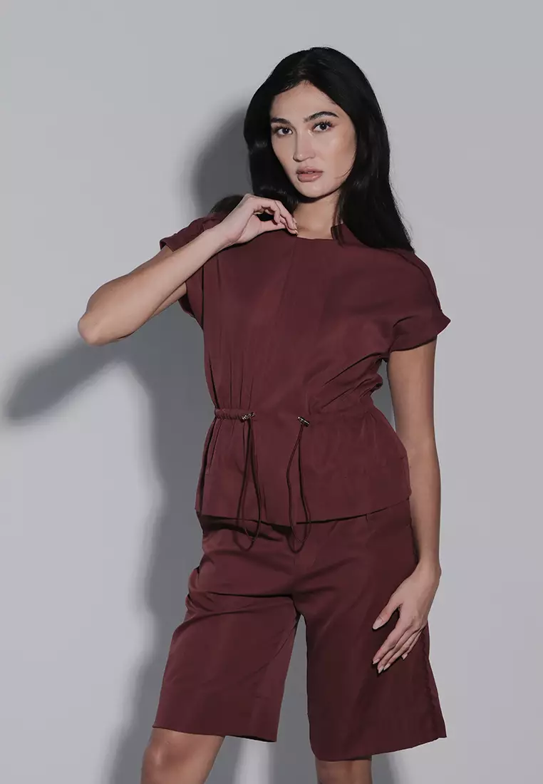 Holiday 2025 Jeopard Extended Sleeve Top