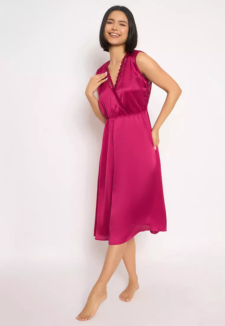 Clovia Backless Night Dress in Magenta - Satin
