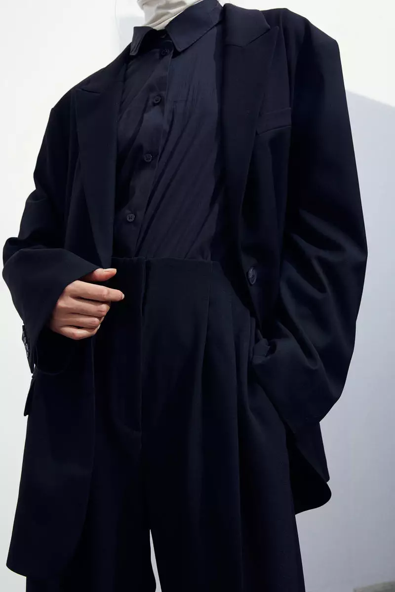 High-waisted tailored trousers