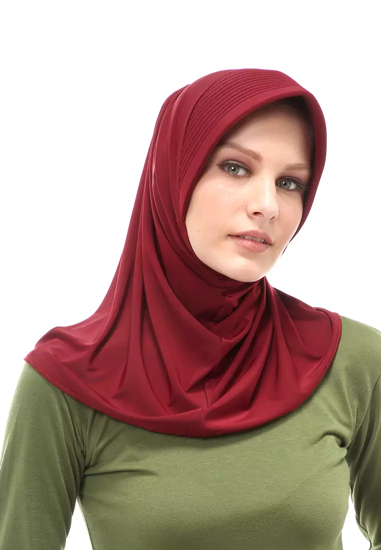 Layla Hijab Sport Instan Wanita Muslimah Relaxed Fit - Maroon