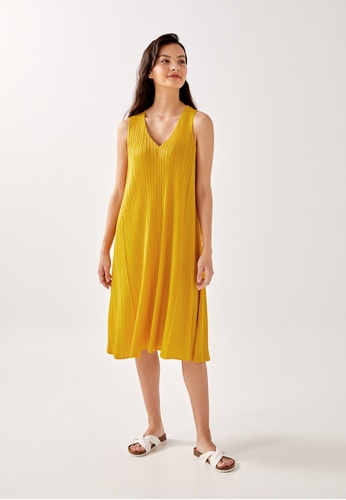 Relaxed pleated midi dress clearance