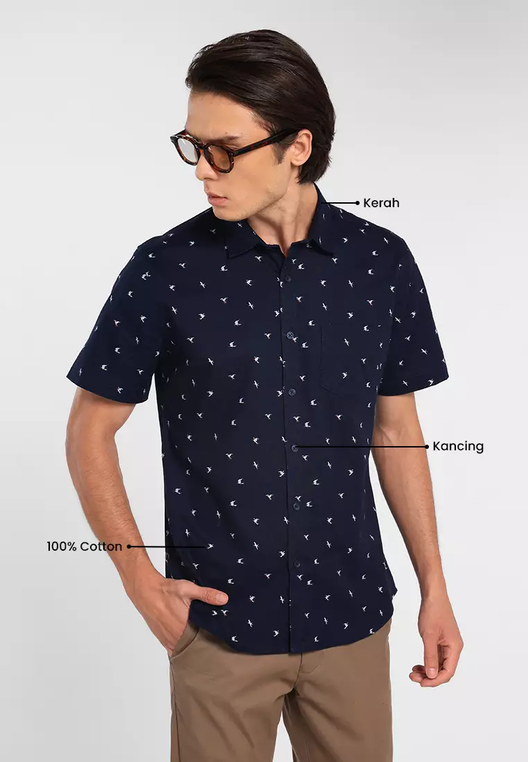 MANZONE - Kemeja Katun Oxford Lengan Pendek Pria Zeku 04 Modern Fit - Navy Warna Navy
