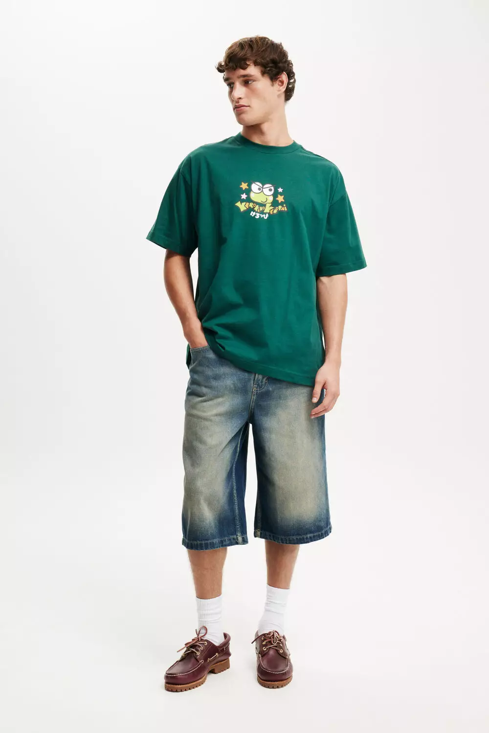 COTTON ON - ATASAN - BOX FIT LICENSE T-SHIRT