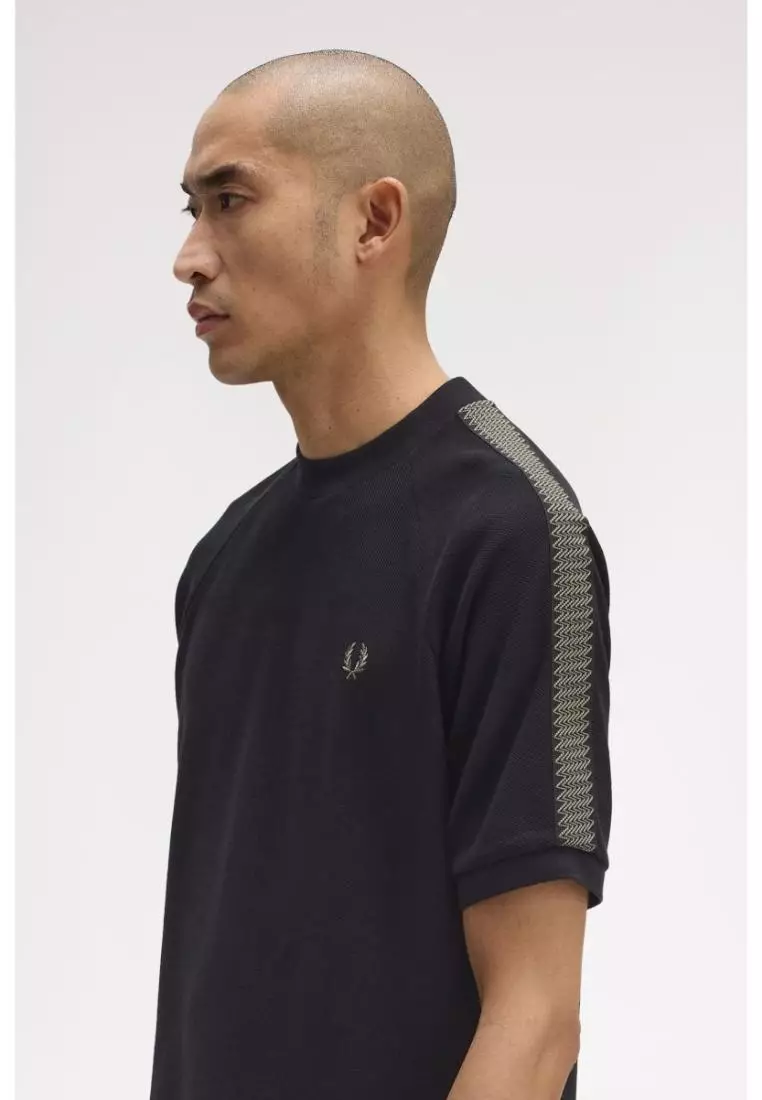 Fred Perry M1697 Tennis Grip Taped T-Shirt (Black)