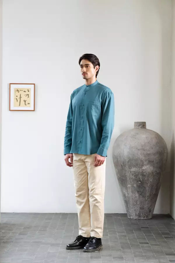 LARUSSO Earth of Whisper - Kemeja Changi Koko Cotton Linen Look Pria Lengan Panjang - Teal