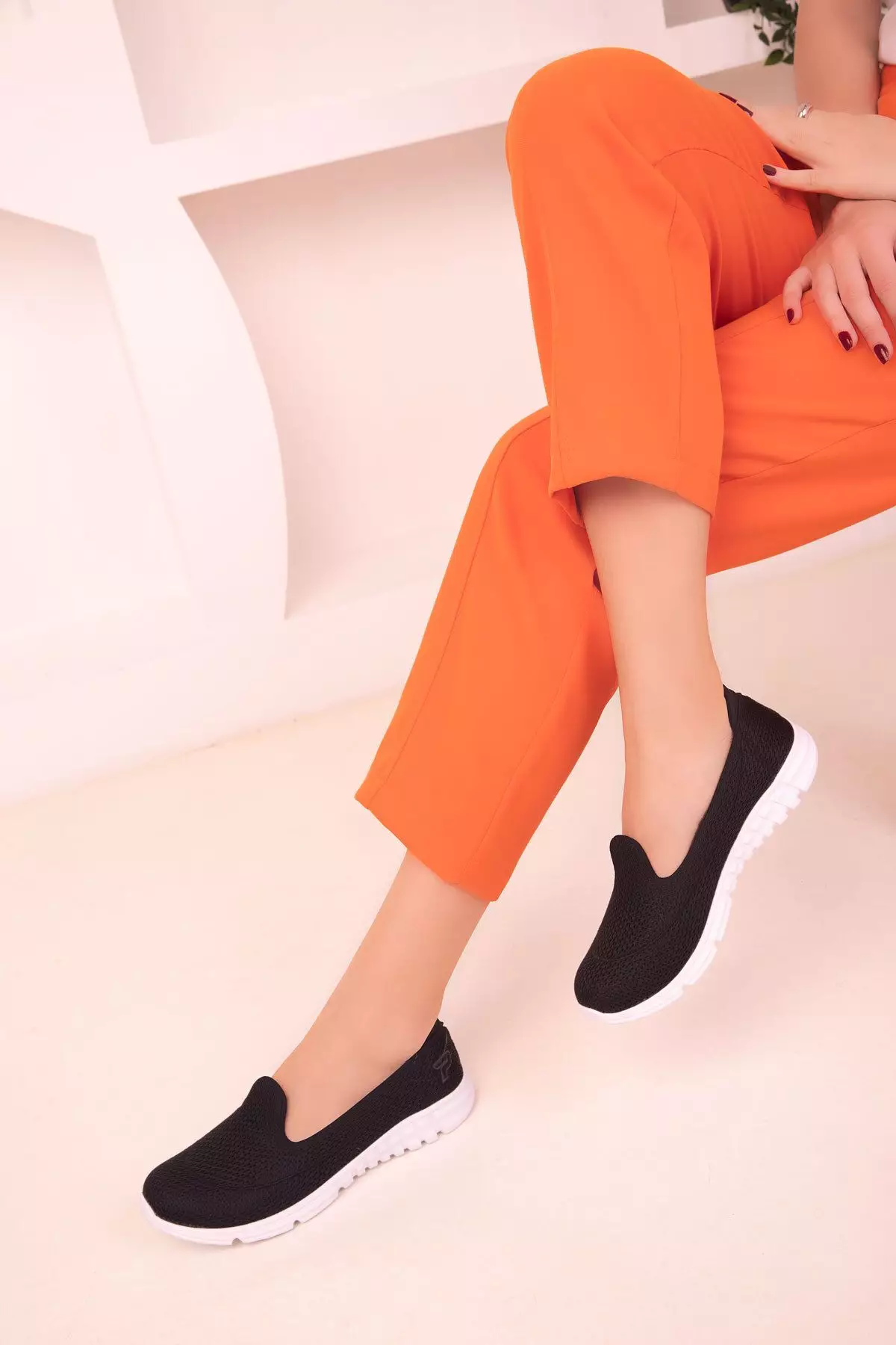 Discount on Soho  shoes - SKU: Slip on Sneakers