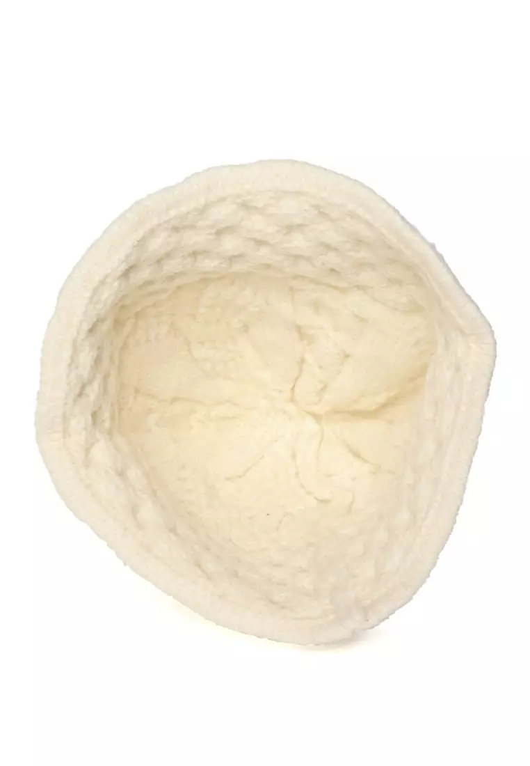 Knit Bucket Hat In White