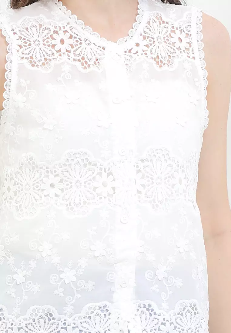 3 D Flo Eyelet W/ Crohet Lace Vest