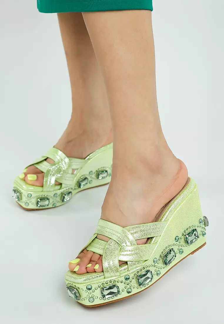 Sandal Potongan Berlian Imitasi & Berlian Imitasi Tebal dalam Warna Hijau Jeruk Nipis